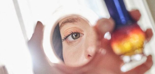 Porqu&ecirc; cuidar do seu contorno dos olhos
