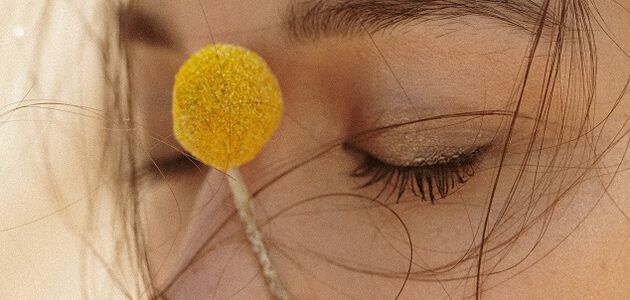 massagem contorno dos olhos